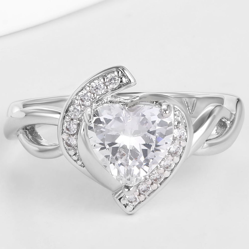 Pozlacená slitina Prsten s Bílým Emporia® Křišťálem přibližná hmotnost: 10 gramů