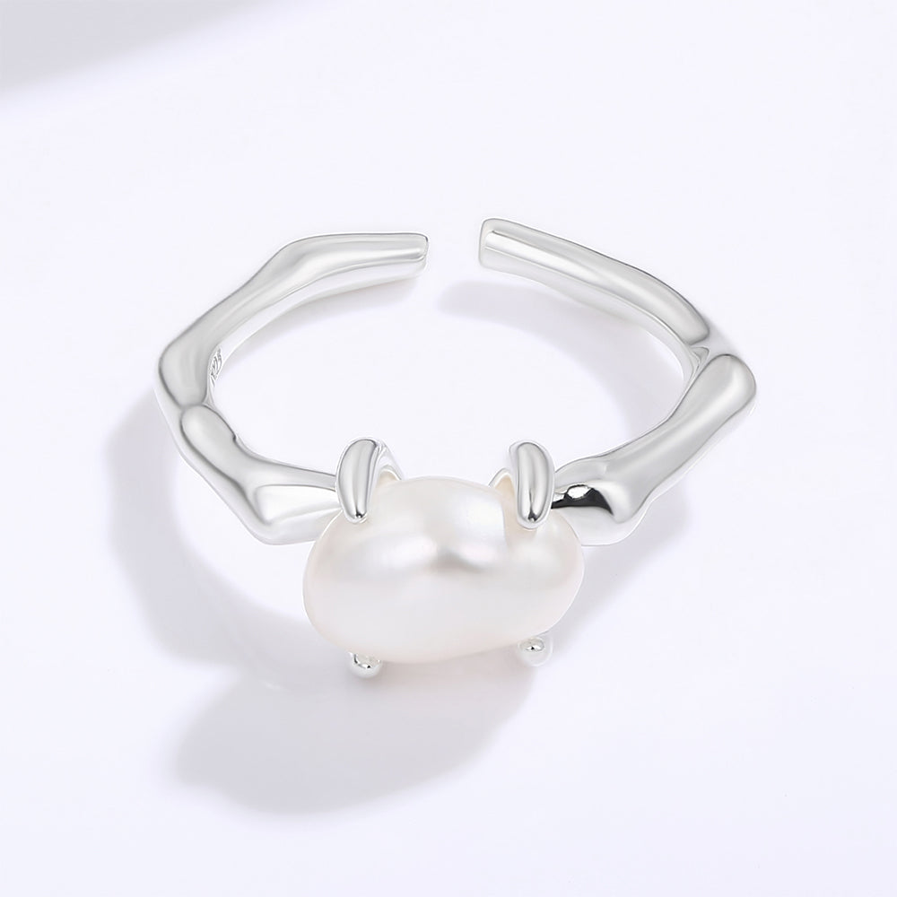 Pozlacená slitina Prsten  přibližná hmotnost: 10 gramů