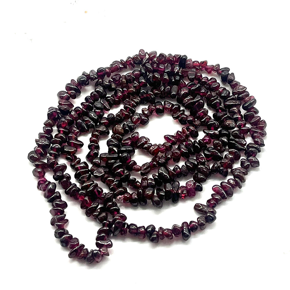 Korále Náhrdelník s Červeným Granátem - Karátové číslo: 230.06. přibližná hmotnost: 46.01 gramů