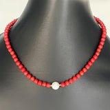 Pozlacené stříbro 925/1000 Náhrdelník s Červeným Houbovým Korálem a se Skleněná Perla - Karátové číslo: 102.93. přibližná hmotnost: 21.69 gramů