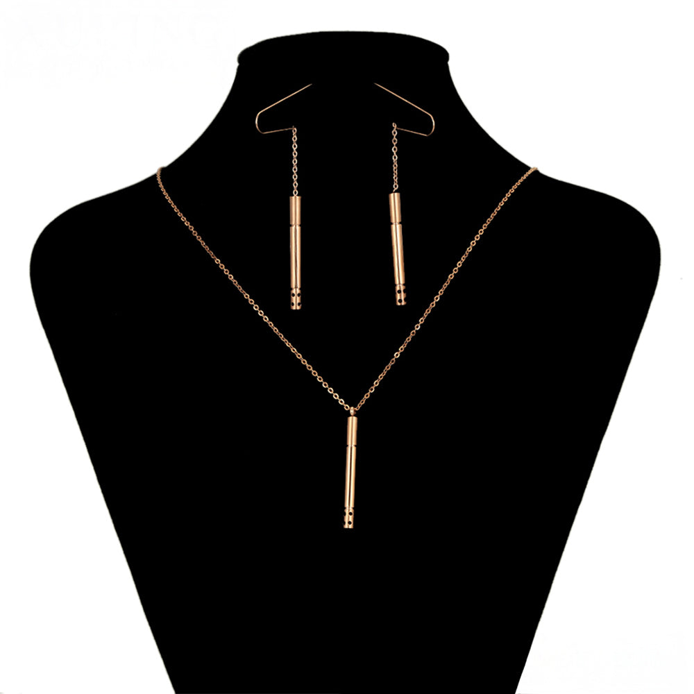 Pozlacená Slitinová Sada s Červeným Emporia® Křišťálem ( Náhrdelník+Náušnice+Přívěsek )