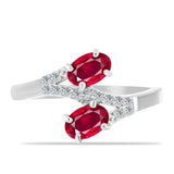 Stříbro 925/1000 Prsten s Madagaskarským Rubínem a Bílým Topazem - Karátové číslo: 1.41. přibližná hmotnost: 2.8 gramů