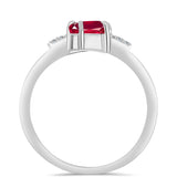 Stříbro 925/1000 Prsten s Madagaskarským Rubínem a Bílým Topazem - Karátové číslo: 1.41. přibližná hmotnost: 2.8 gramů