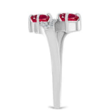 Stříbro 925/1000 Prsten s Madagaskarským Rubínem a Bílým Topazem - Karátové číslo: 1.41. přibližná hmotnost: 2.8 gramů