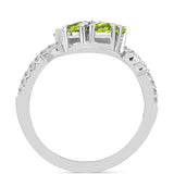 Stříbro 925/1000 - Prsten s Čchang-pajským Peridotem a Bílým Topazem - Karátové číslo: 2.4. přibližná hmotnost: 4.76 gramů