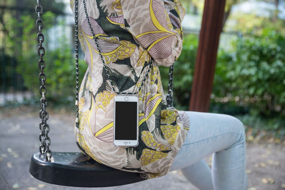 HMH průhledné pouzdro na telefon s několika náhrdelníky pro telefony Samsung