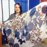 Šála-šátek ze 100% Pravého Hedvábí, 90 cm x 180 cm, Vzor květin a starého písma - Multilady.cz