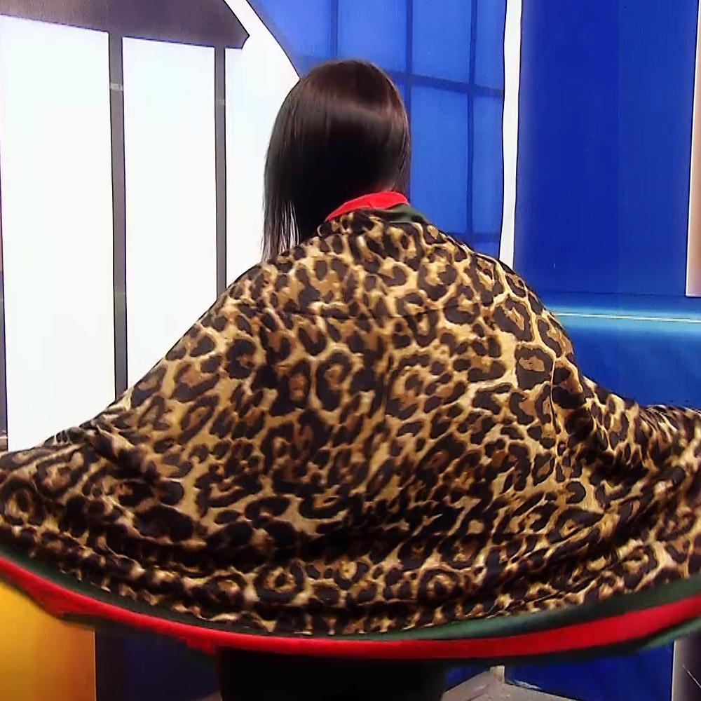 Zimní Šála-šátek 90 cm x 180 cm, Leopardí vzor se zelenými a červenými okraji